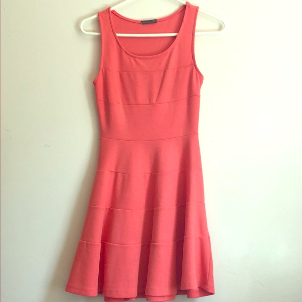Sleeveless dress